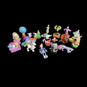 MIxed Lot of Fast Food Toys McDonald's Burger King Taco Bell Lot of 18